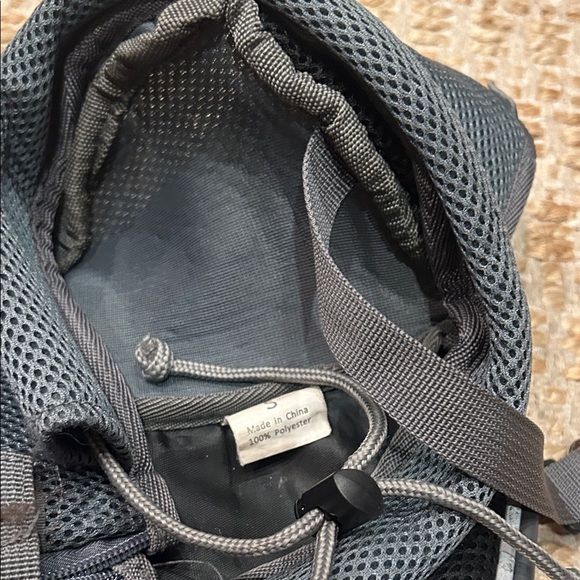 YUDODO Green and Gray Pet Carrier - Picture 3 of 11